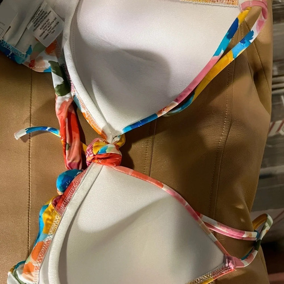 Shade &Shore, 34B, NWT Pink floral, bikini top with a halter neck,waist tie - Picture 9 of 11